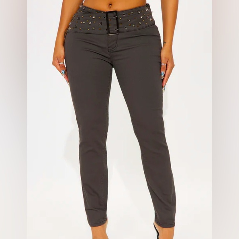 My Favorite Studded Charcoal Skinny Pants NEW 🏷️